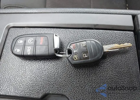 2014 Ford Mustang V6 from USA, damaged, VIN 1ZVBP8AM7E5277370